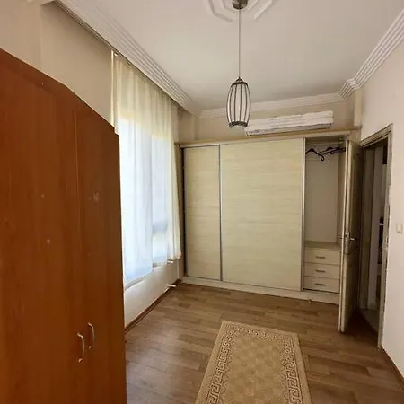 Hotel Kundu'da Havuzlu Bahceli 4*