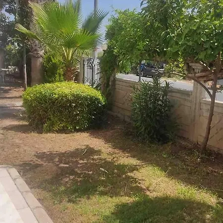 Kundu'da Havuzlu Bahceli 4* Antalya