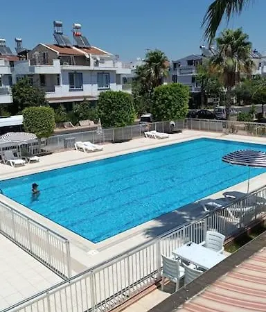 Kundu'da Havuzlu Bahceli Antalya