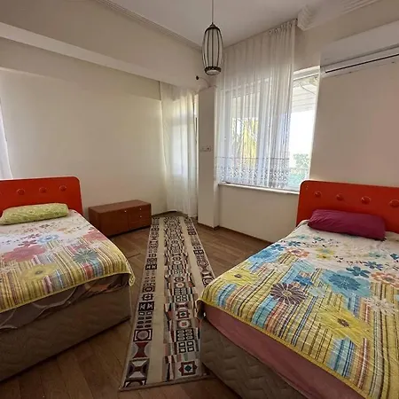 Kundu'da Havuzlu Bahceli * Antalya